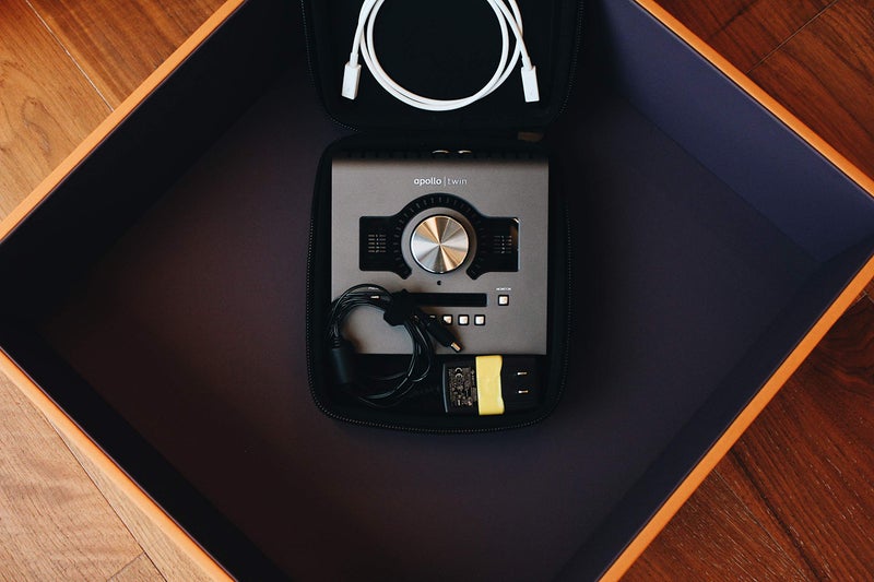 basal بازل بلانك 300 لأبولو توين، واجهات الصوت والإكسسوارات المهمة - Image 2